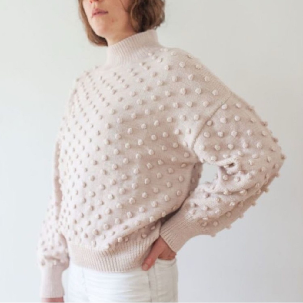 Misha & Puff hand knit popcorn sweater in Dune, In great condition!